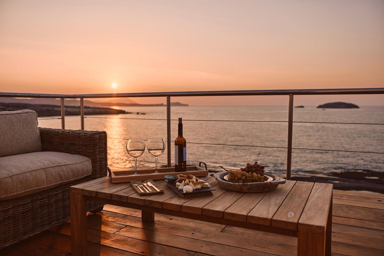 Pachaina Infinity Villa Milos מראה חיצוני תמונה