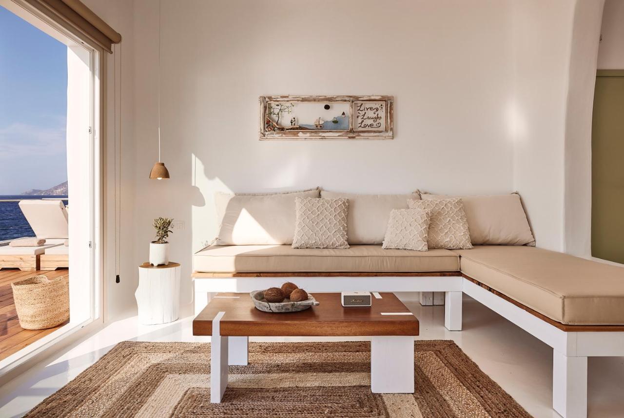 Pachaina Infinity Villa Milos מראה חיצוני תמונה